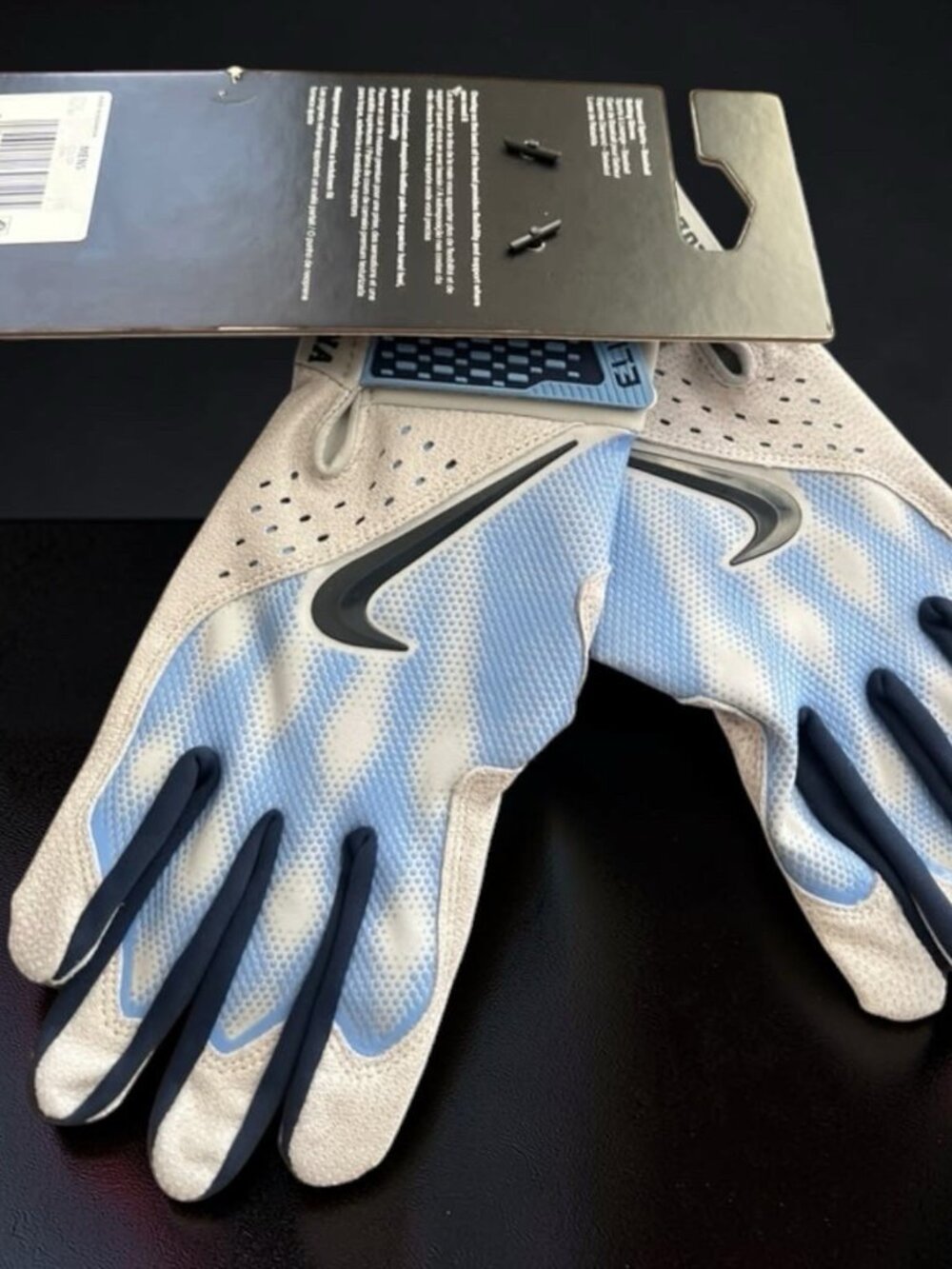 Nike Alpha Elite Batting Gloves North Carolina Mens Size Large New FB4180-094
